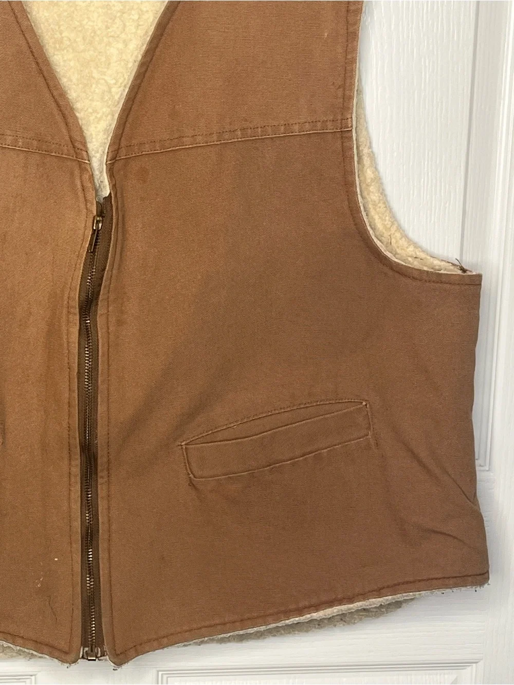 Carhartt Vest Men’s Size XXL Duck Canvas Sherpa  Liner Brown
